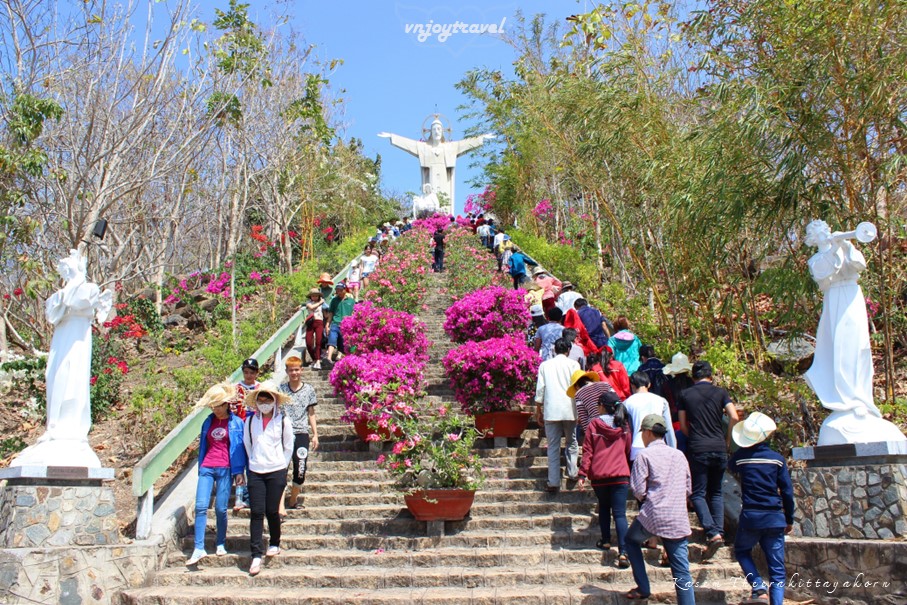 เที่ยวเวียดนาม vnjoytravel vietham บ่าเหรียะ หวุงเต่า baria vungtau vung tau พระเยซูหวุงเต่า tuong chua giesu kito jesus vungtau