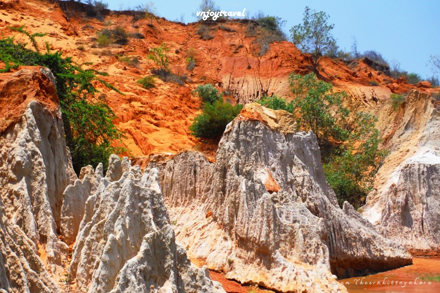 เที่ยวเวียดนาม vnjoytravel vietham บิ่นห์ถ่วน หมูยแน้ มุยเน่ Binh Thuan Mui Ne Muine ลำธารนางฟ้า fairy stream suoi tien