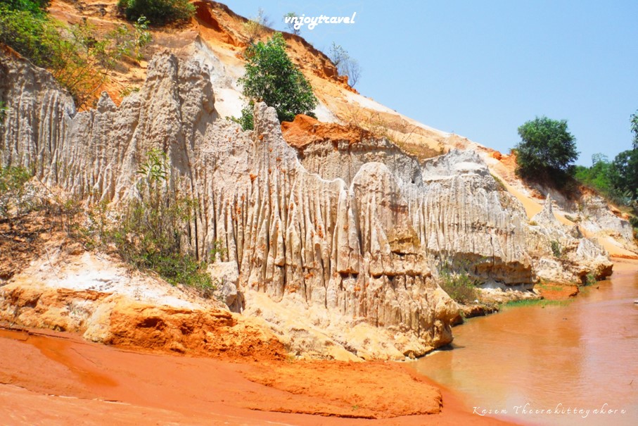 เที่ยวเวียดนาม vnjoytravel vietham บิ่นห์ถ่วน หมูยแน้ มุยเน่ Binh Thuan Mui Ne Muine ลำธารนางฟ้า fairy stream suoi tien