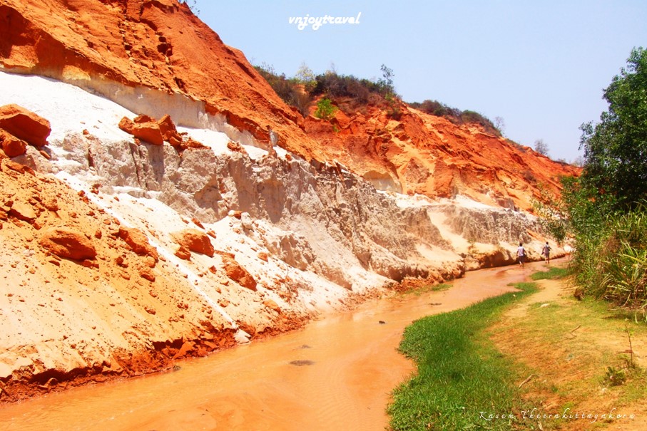 เที่ยวเวียดนาม vnjoytravel vietham บิ่นห์ถ่วน หมูยแน้ มุยเน่ Binh Thuan Mui Ne Muine ลำธารนางฟ้า fairy stream suoi tien
