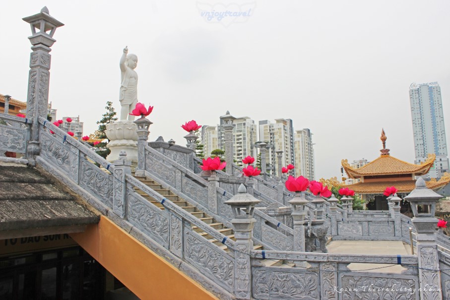 เที่ยวเวียดนาม vnjoytravel vietham นครโฮจิมินห์ ไซง่อน ho chi minh city hochiminh city saigon sai gon วัดฟ้าพเวียนมินห์ดังกวาง phap vien minh dang quang