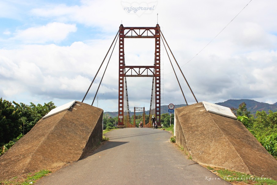 เที่ยวเวียดนาม vnjoytravel vietnam กอนตูม kon tum kontum สะพานแขวนกอนกลอ cau treo kon klor suspension bridge
