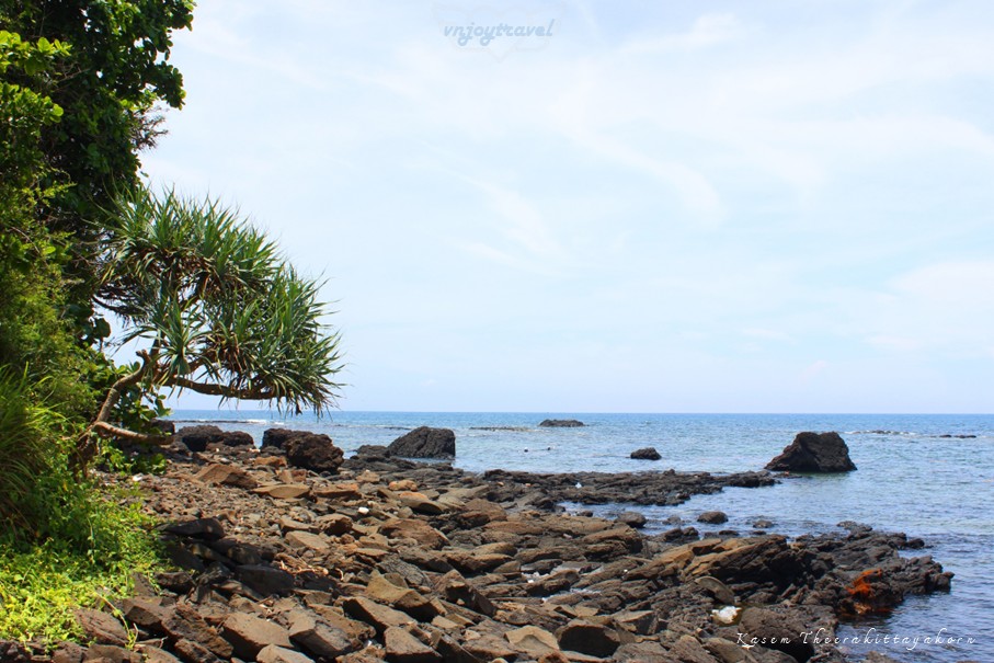 เที่ยวเวียดนาม vnjoytravel vietham กว๋างหงาย  quang ngai หาดบาหล่างอาน bien ba lang an beach