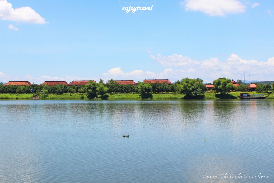 เที่ยวเวียดนาม vnjoytravel vietnam เถื่อเทียน เว้  thua thien hue วิหารวรรณกรรมเว้  van mieu hue confucius temple of literature